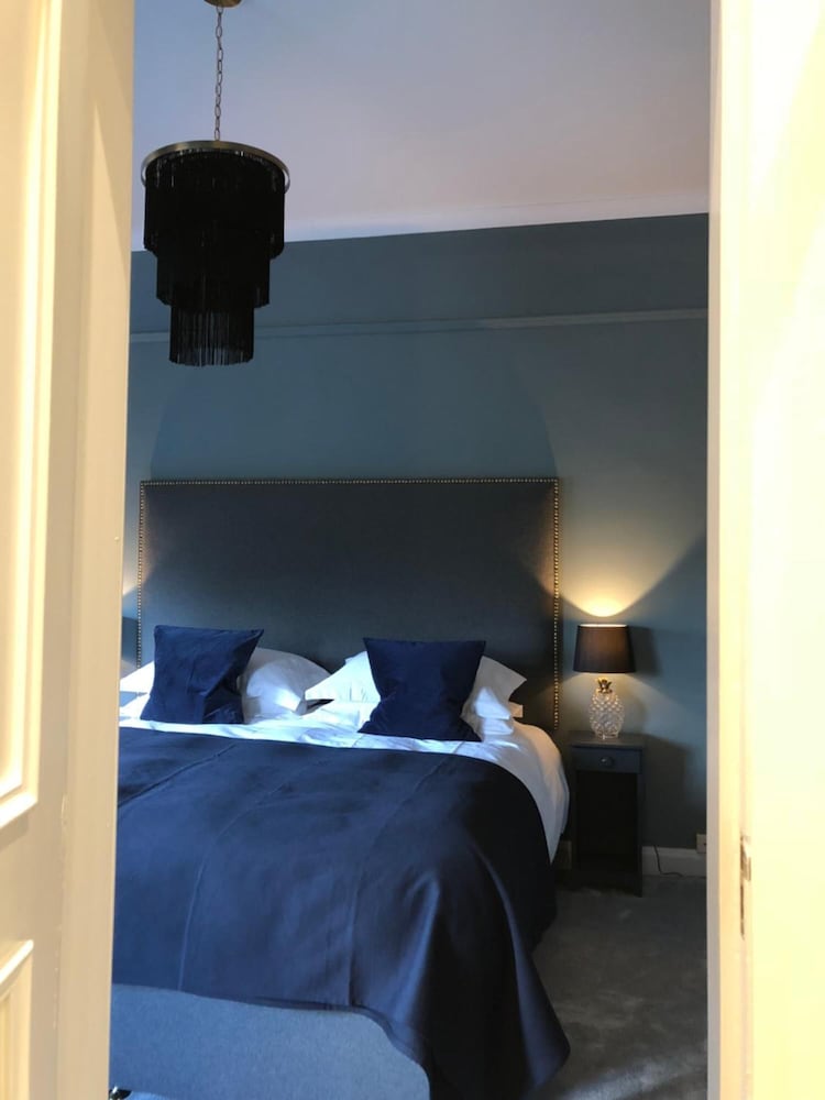 Фото Cathedral House Hotel