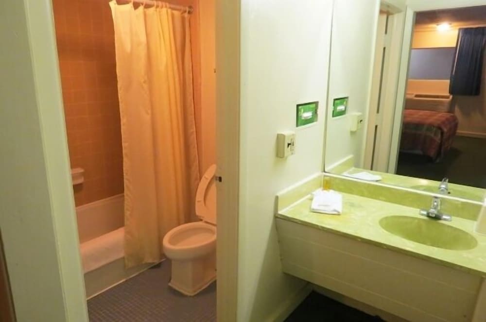 Фото Affordable Hotel