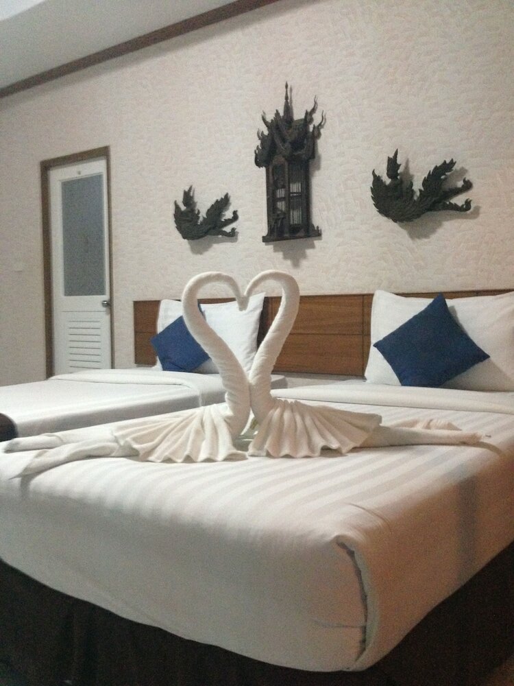 Фото Phi Phi Andaman Resort