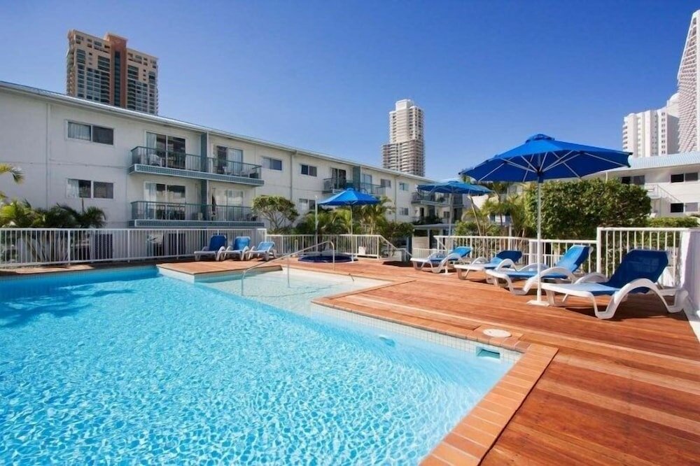 Фото Raffles Royale