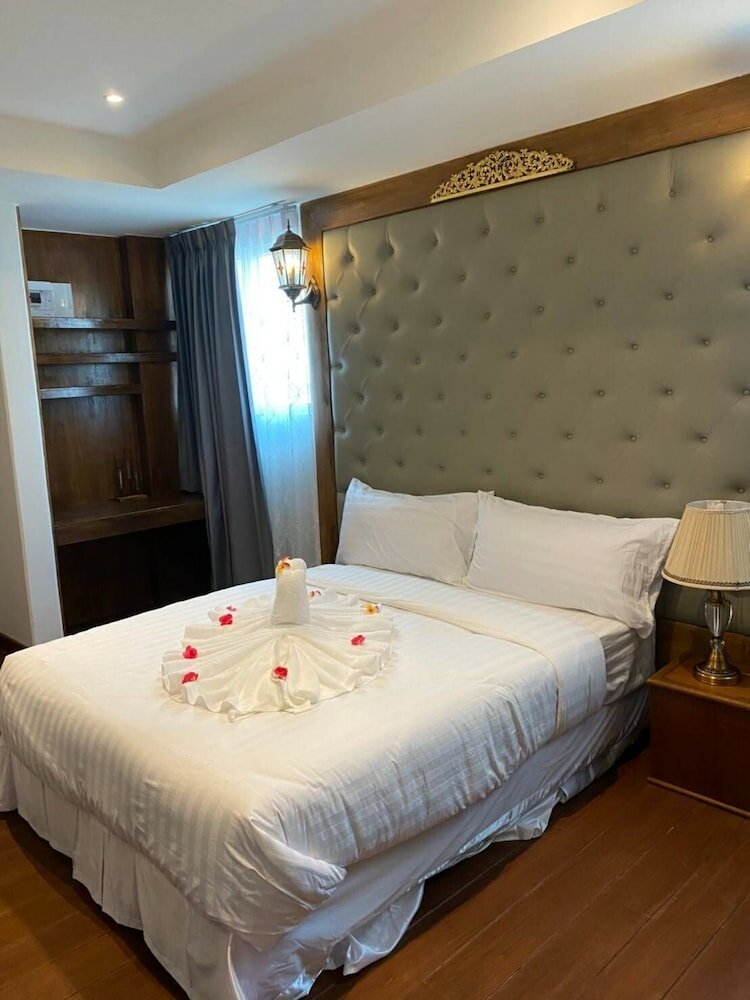 Фото Athena Hotel Bangkok