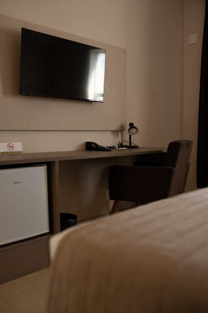 Фото Bristol Infinity Hotel