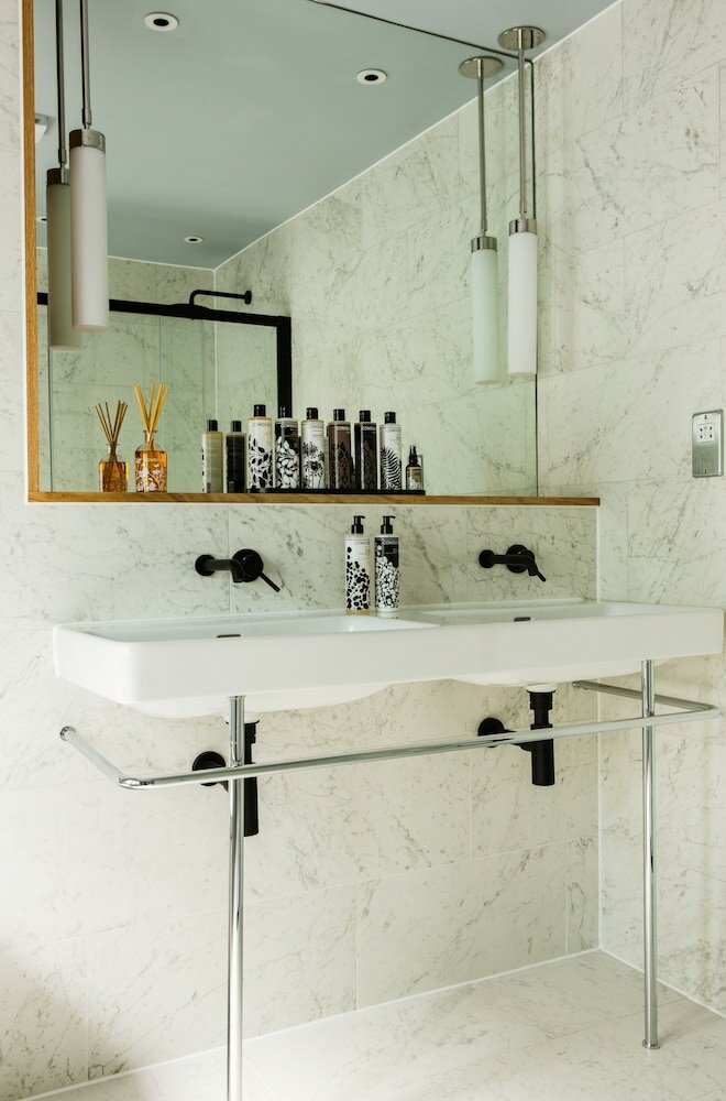 Фото Hiding Space - St Catherine's Hospital