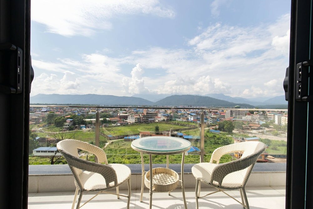 Фото отеля 2