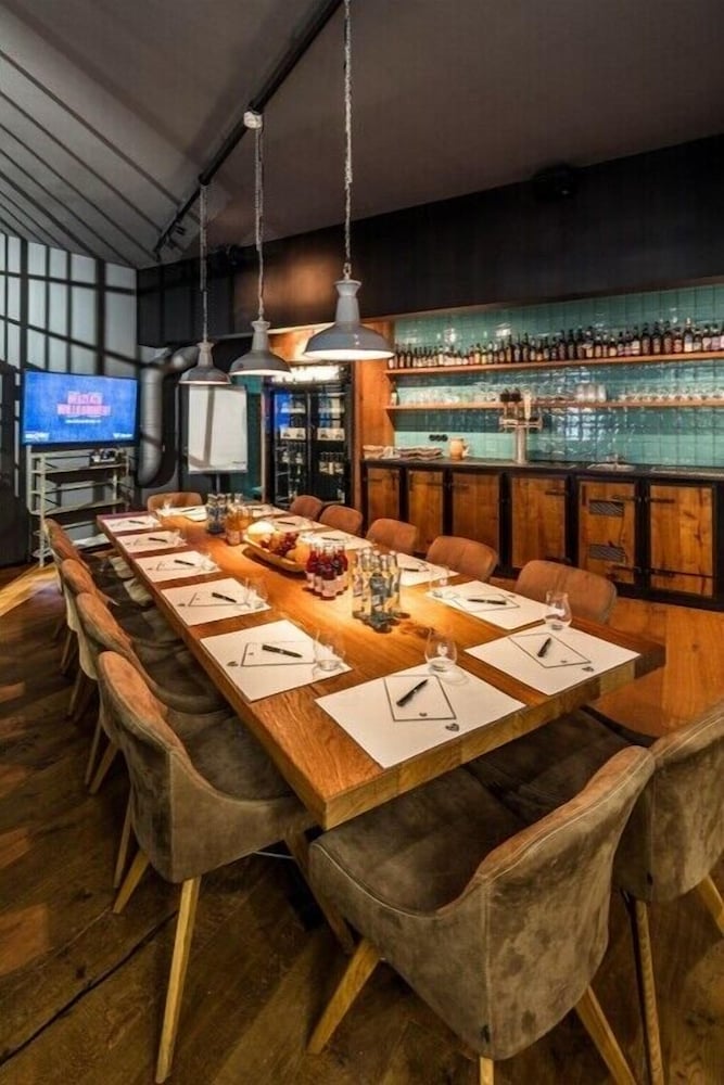 Фото Liebesbier Urban Art & Smart Hotel