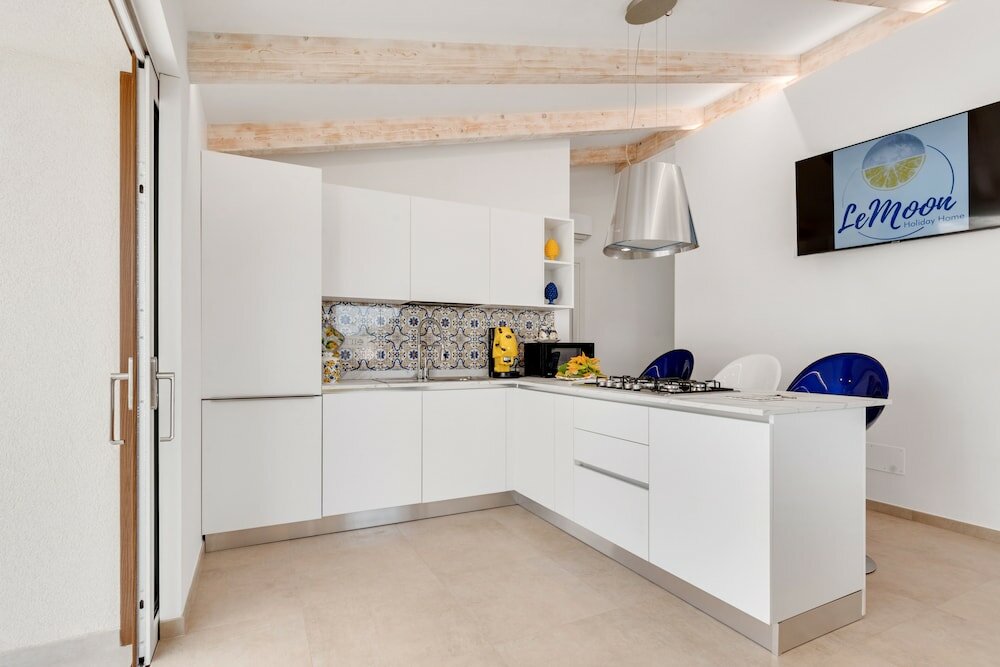 Фото LeMoon Holiday Home Terrace & Netflix