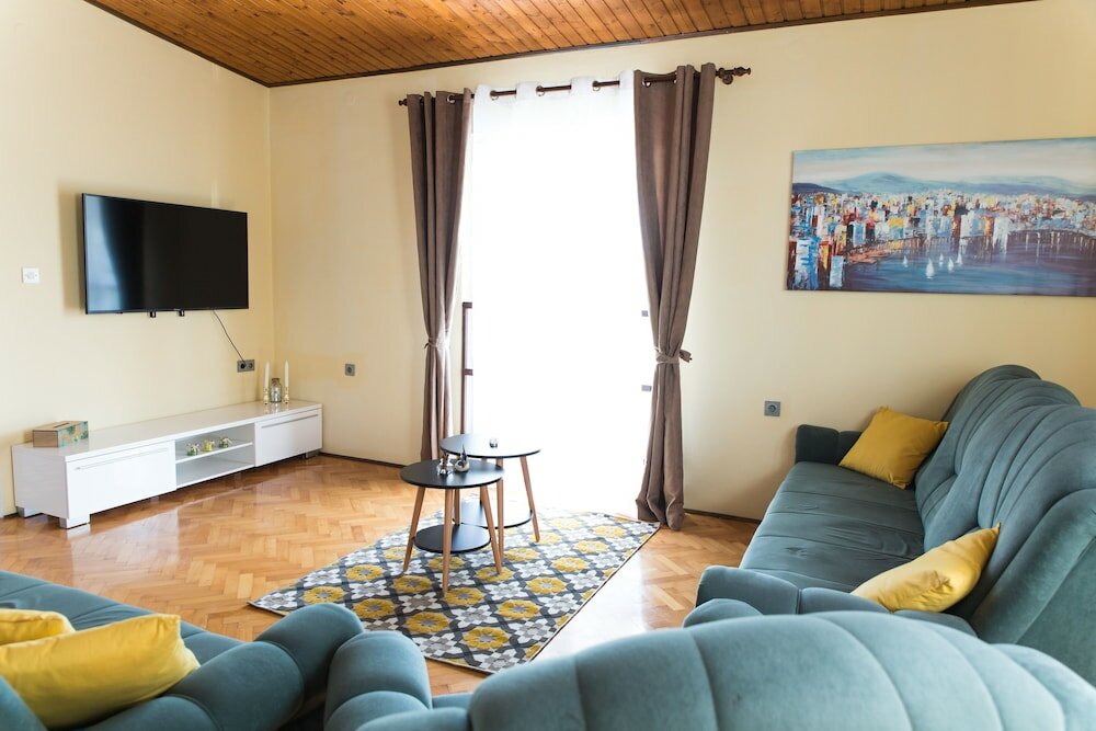 Фото Peaceful villa with a pool