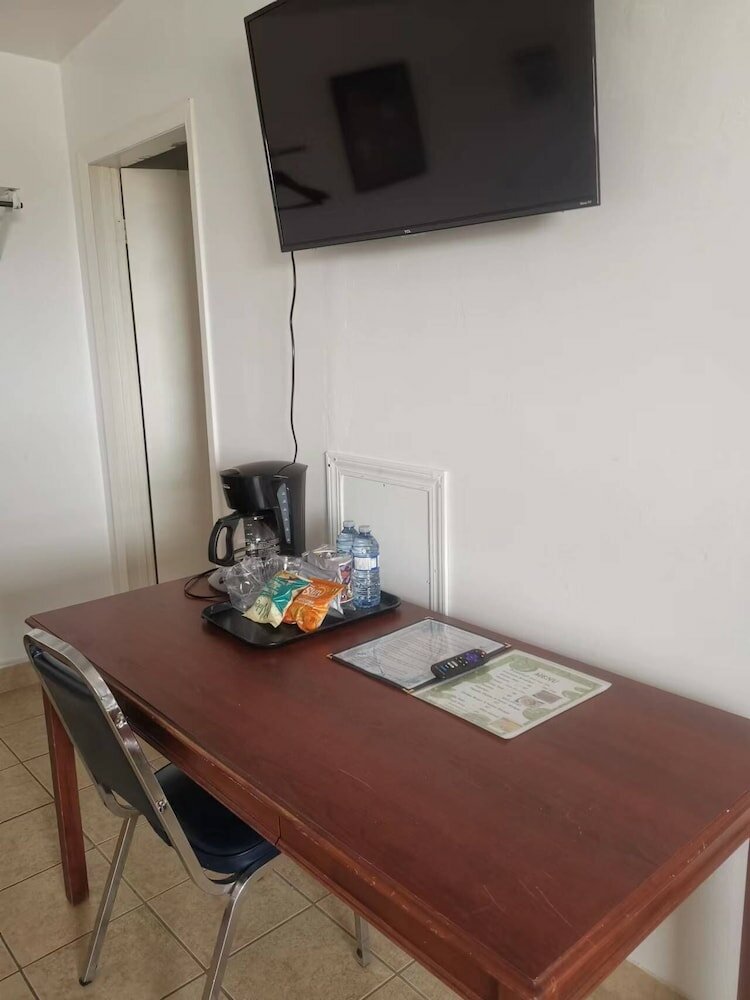 Фото Dundurn Motel