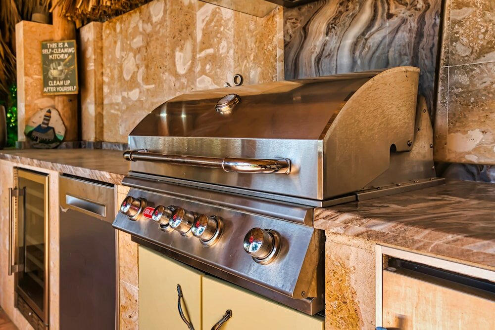 Фото Private Beach Ocean Front Boat Dock Tiki Bar