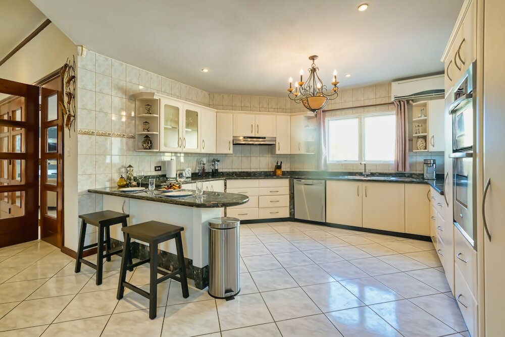 Фото Private Beach Ocean Front Boat Dock Tiki Bar