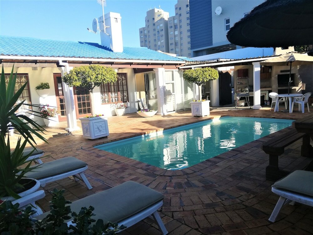 Фото Blouberg Dolphin Inn