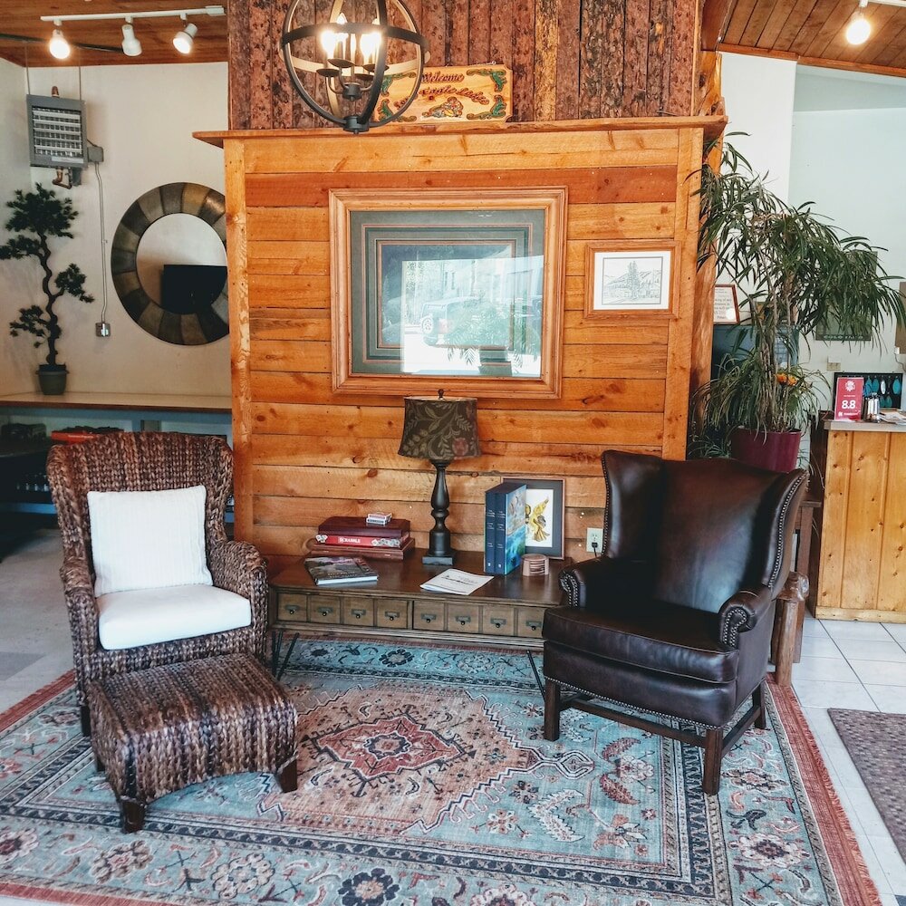 Фото Lone Eagle Lodge