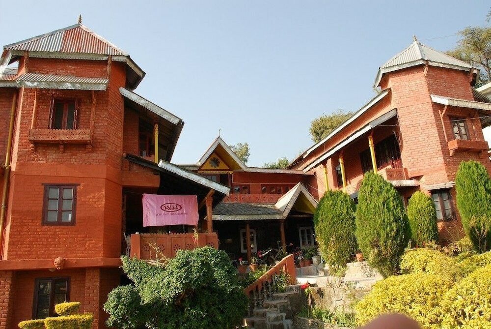 Фото WelcomHeritage Grace Hotel