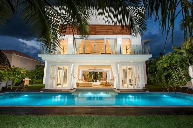 Гостиница Luxury Villa Waterfall - Pool & BBQ