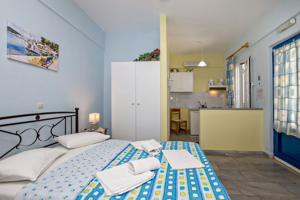 Фото Irini Studios In Tinos