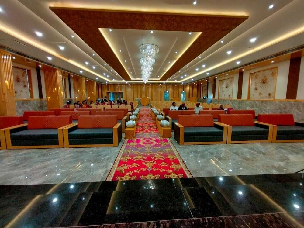 Фото The Grand Astoria Somnath