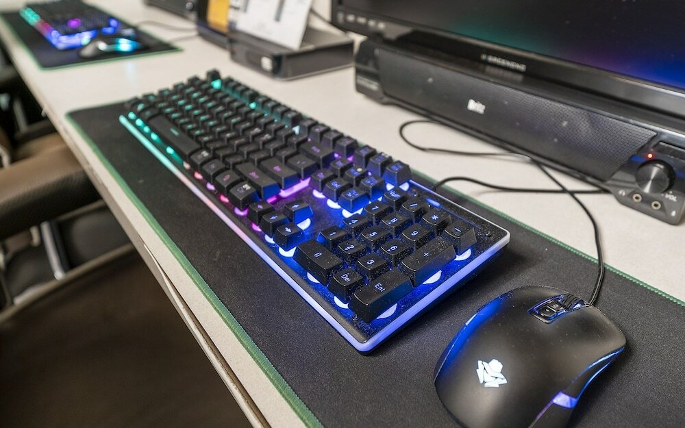 Фото Suwon City Hall Station Rose