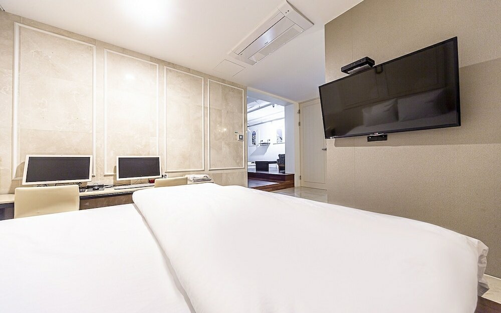 Фото Changwon Sangnam-dong U