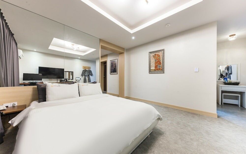 Фото Daejeon Look