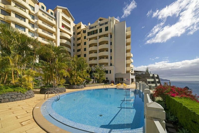 Гостиница Luxury High-end Apartment, Quinta da Falésia