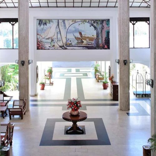 Гостиница Sarova Whitesands Beach Resort and SPA With Beautiful View в Момбасе