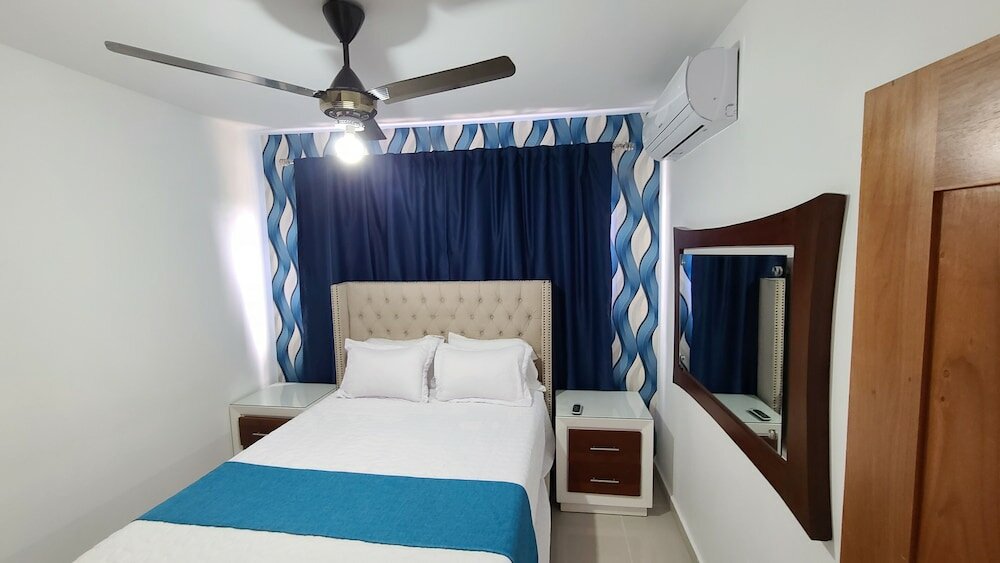 Фото Torre de lujo con piscina y seguridad