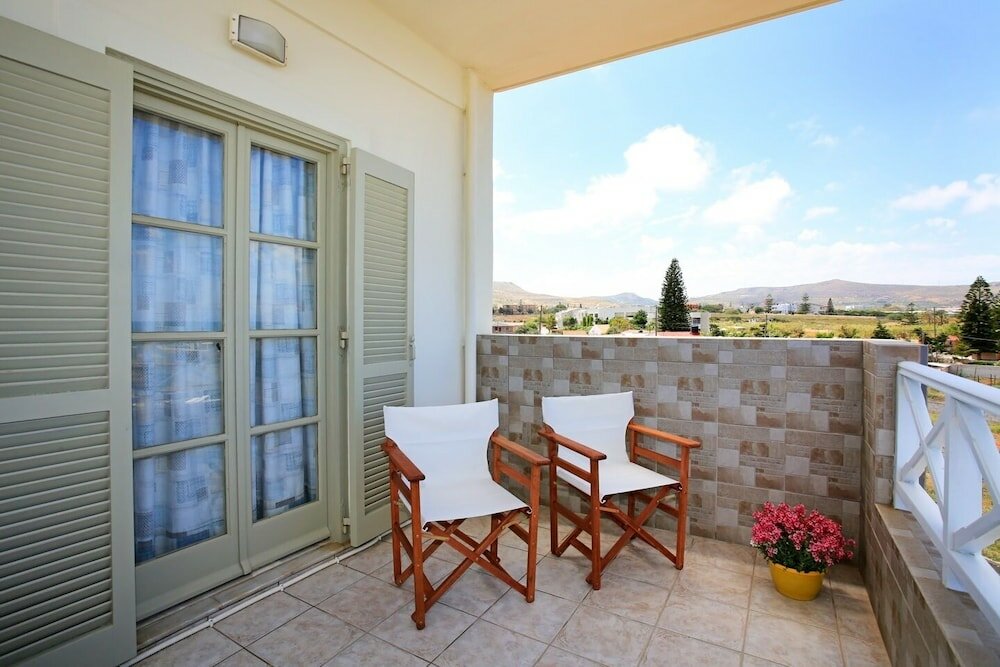 Фото Beachfront Apartments in Gouves