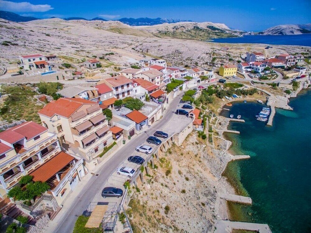 Фото Egidio - 100m From the sea - A8