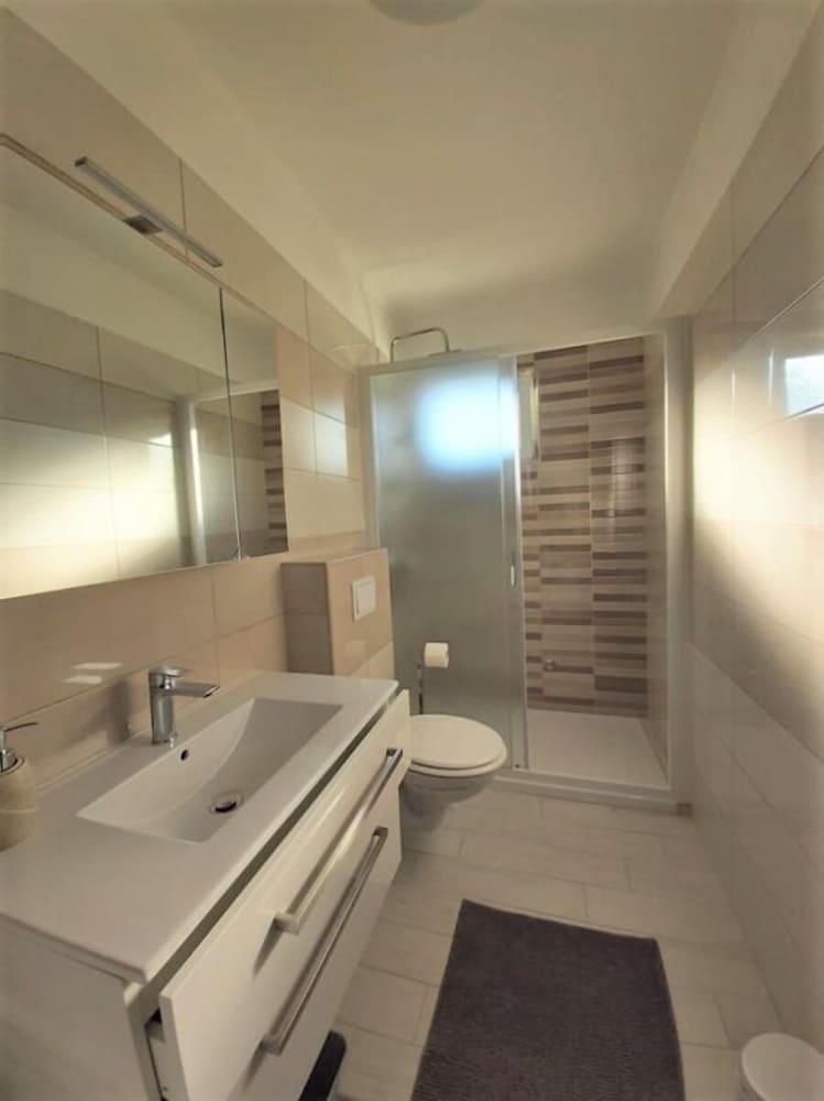 Фото Dani - Free Parking - A1