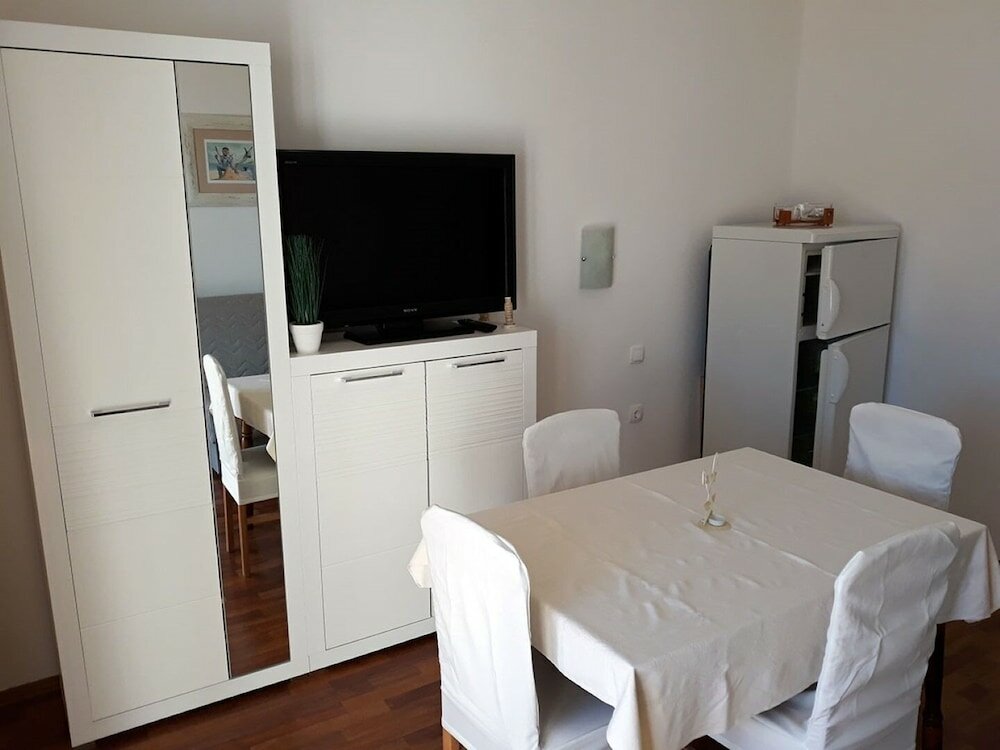 Фото Irena - 100m From the sea - A3 Srednji Prvi kat