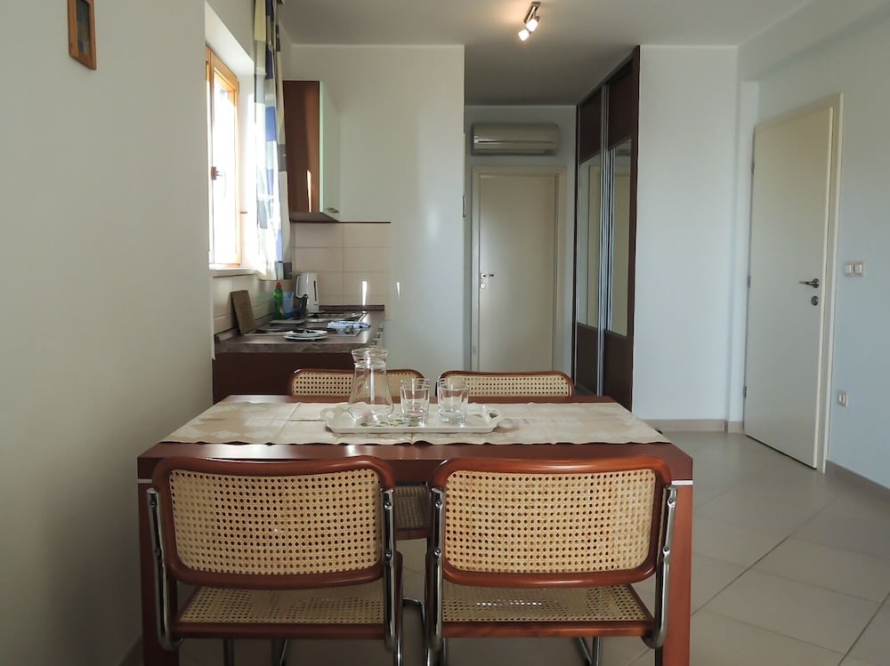 Фото Smilja - 150 m From Pebble Beach - A2