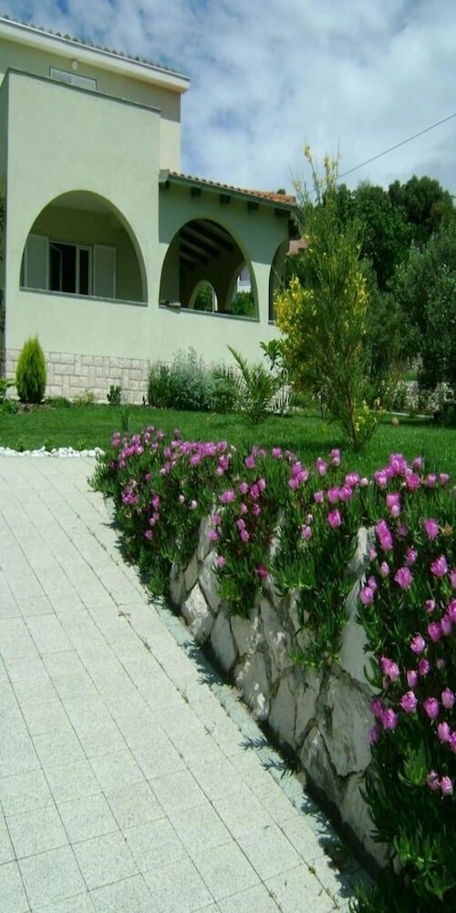 Фото Zdene - With Parking - A1