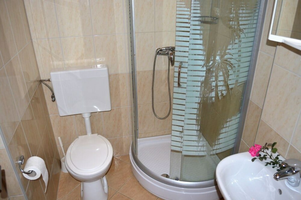 Фото Floral Apartments Pende