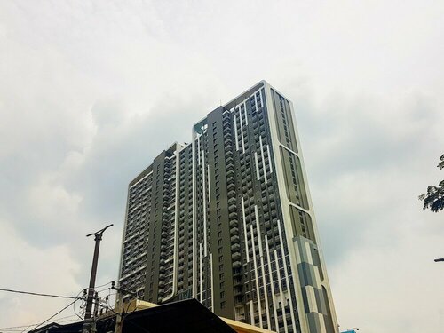 Гостиница Cozy Studio Room Apartment at Springwood Residence в Тангеранге
