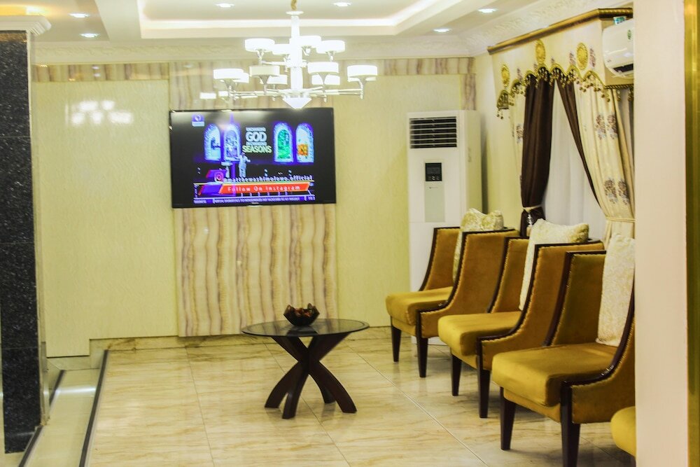 Фото Six Diamond Hotel