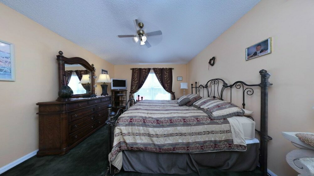 Фото 929 - Pool Home, Lake Berkley Resort