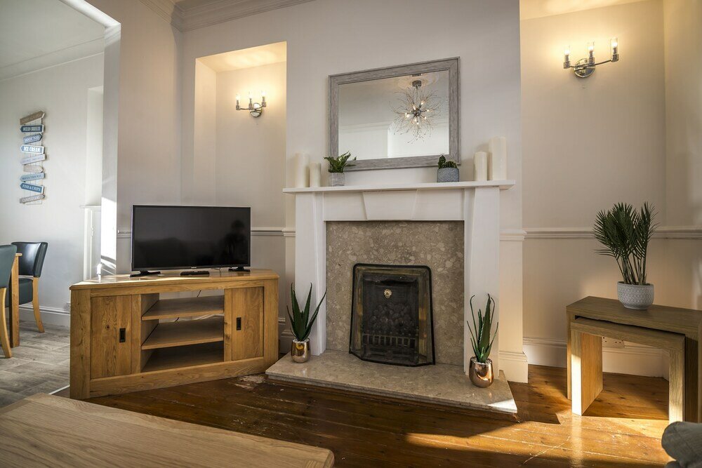 Фото Ivydene - 3 Bedroom Holiday Home - Tenby