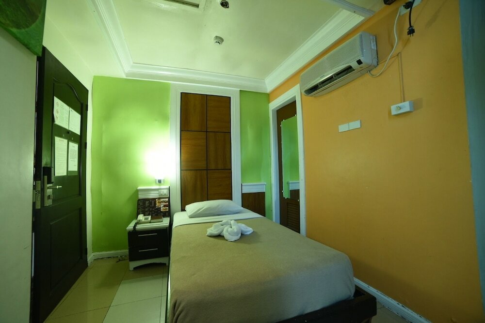 Фото Marcian Business Hotel