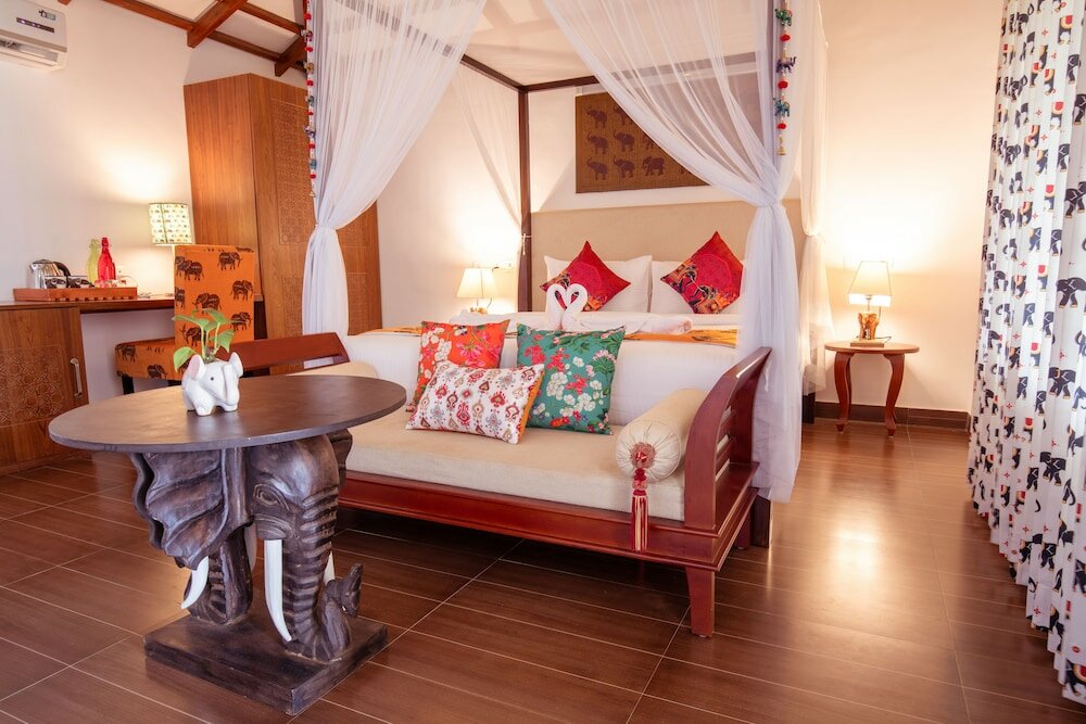 Фото Tuskers Hill by Poppys Anaikatti