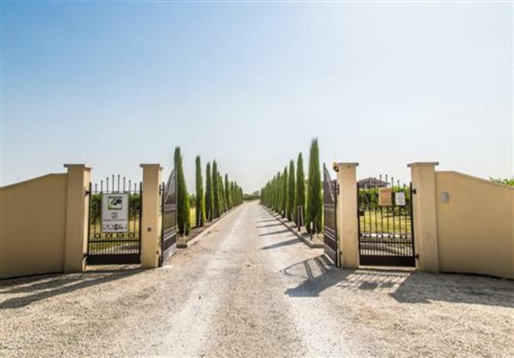 Фото Cascina Lugana