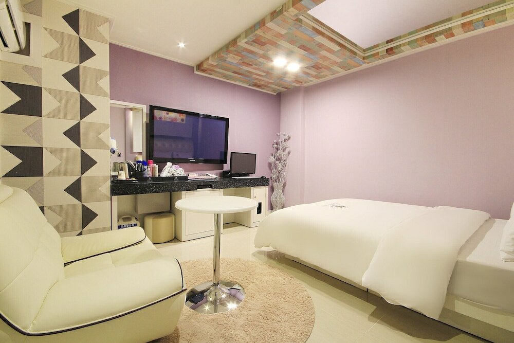 Фото Gwangju Sangmu Castle