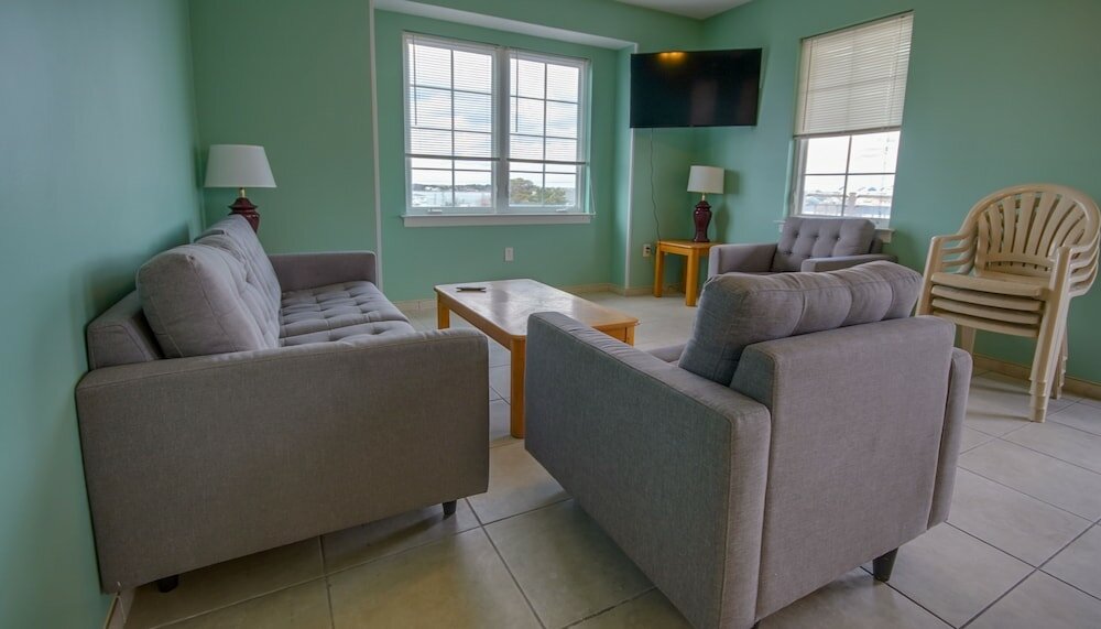 Фото The Americana Hotel