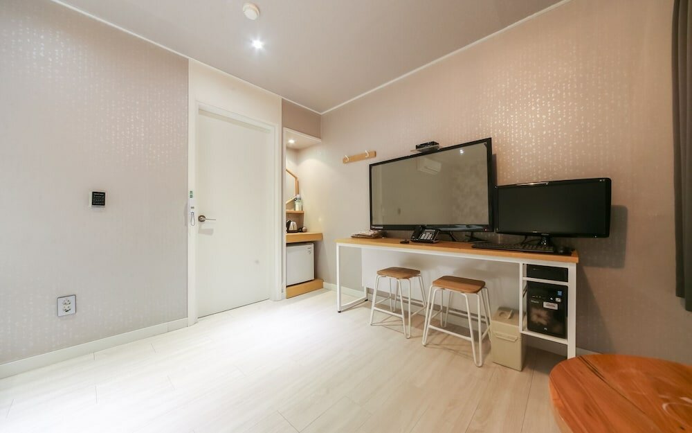 Фото Pohang Yeongildae Bb