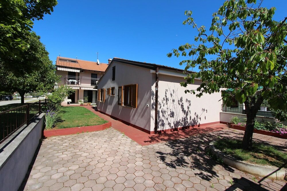 Фото Apartments Pataj