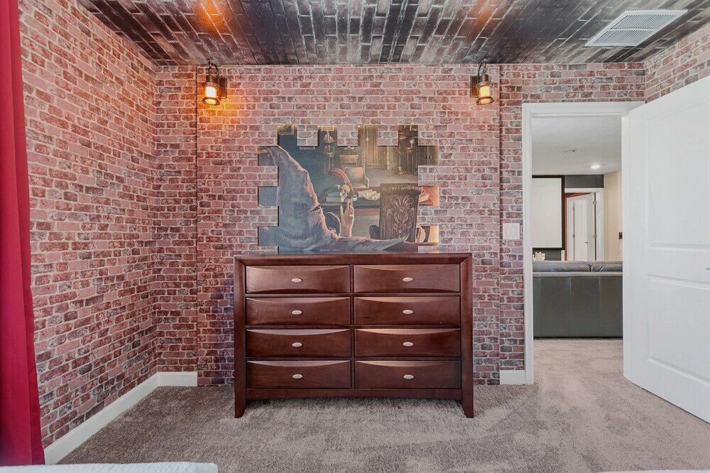 Фото Must See Villa! Private Poolthemed Roomstheater!