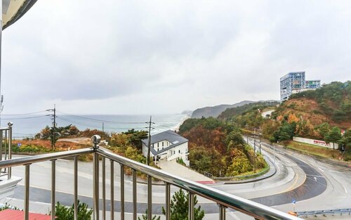 Гостиница Gangneung Castle