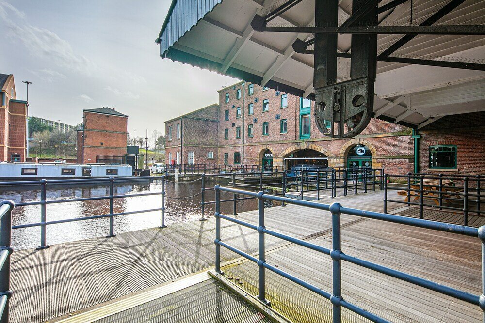 Фото Victoria Quays Loft Apt - Free Parking