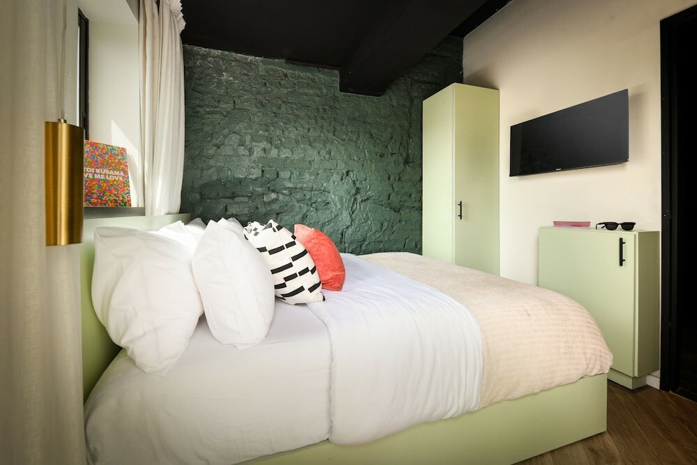 Фото Silicate - an Autonomous Hotel by Loginn