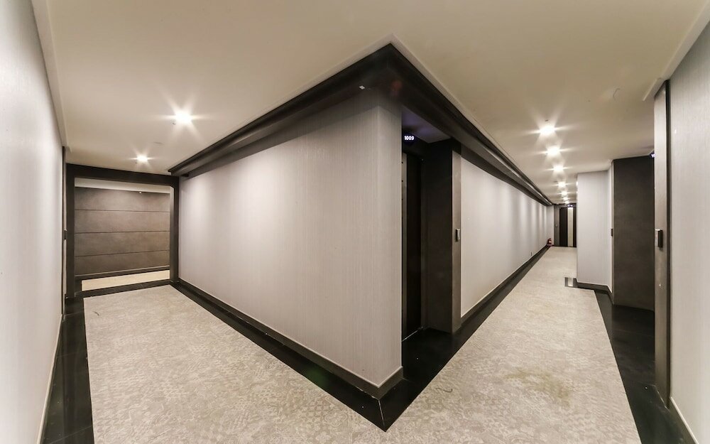 Фото Changwon Sangnamdong Hotel Jm