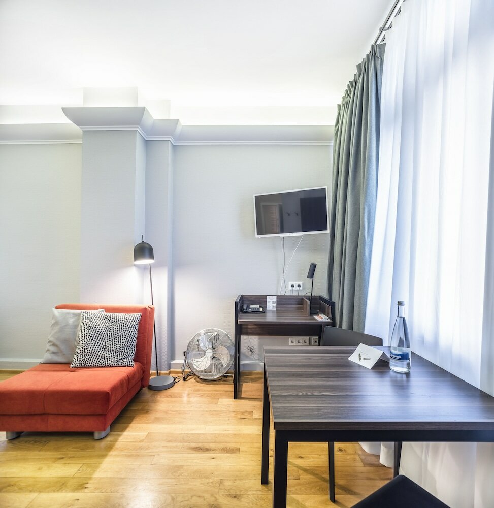 Фото Апарт-отель Living-World